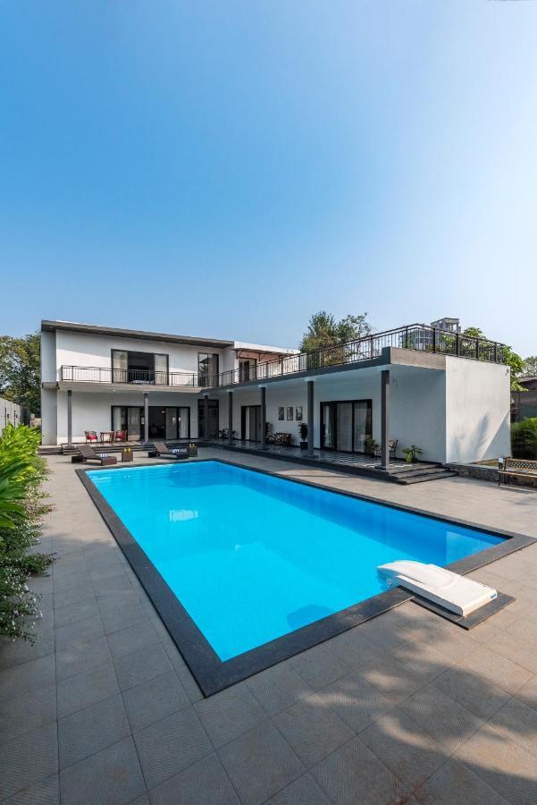Saffronstays Mayfair Gardens 4 Bedroom Petfriendly Pool Villa 阿里巴格 外观 照片